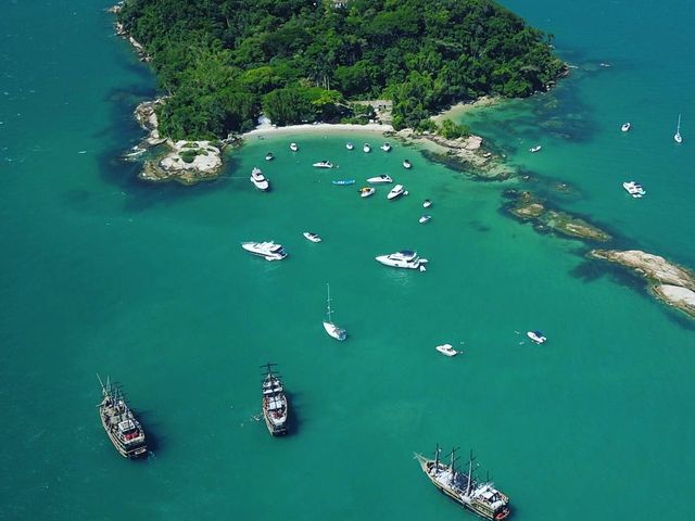 Foto de Vou de Lancha Aluguel de Lancha - Florianópolis / SC