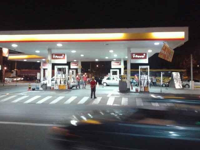 Foto de Posto Jk Shell Avenida Getulio Vargas - Volta Redonda / RJ