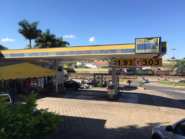 Foto de Auto Posto Piramides Ltda - Araraquara / SP