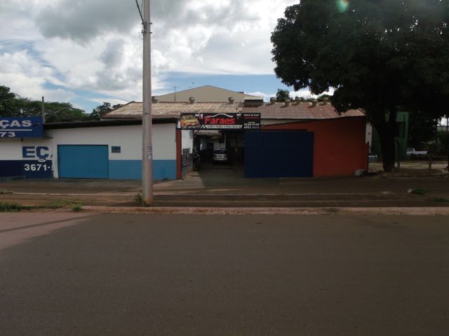 Foto de Auto Peças e Mecânica Farães - Paracatu / MG