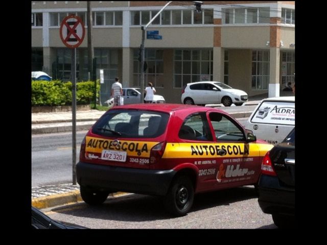 Foto de Auto Escola Líder - Água Verde - Curitiba / PR